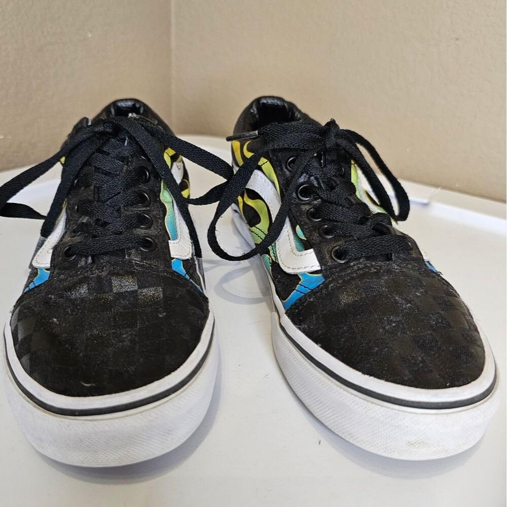 Vans Glow Flame Old Skool Shoes Juniors Size 5 - Picture 2 of 7